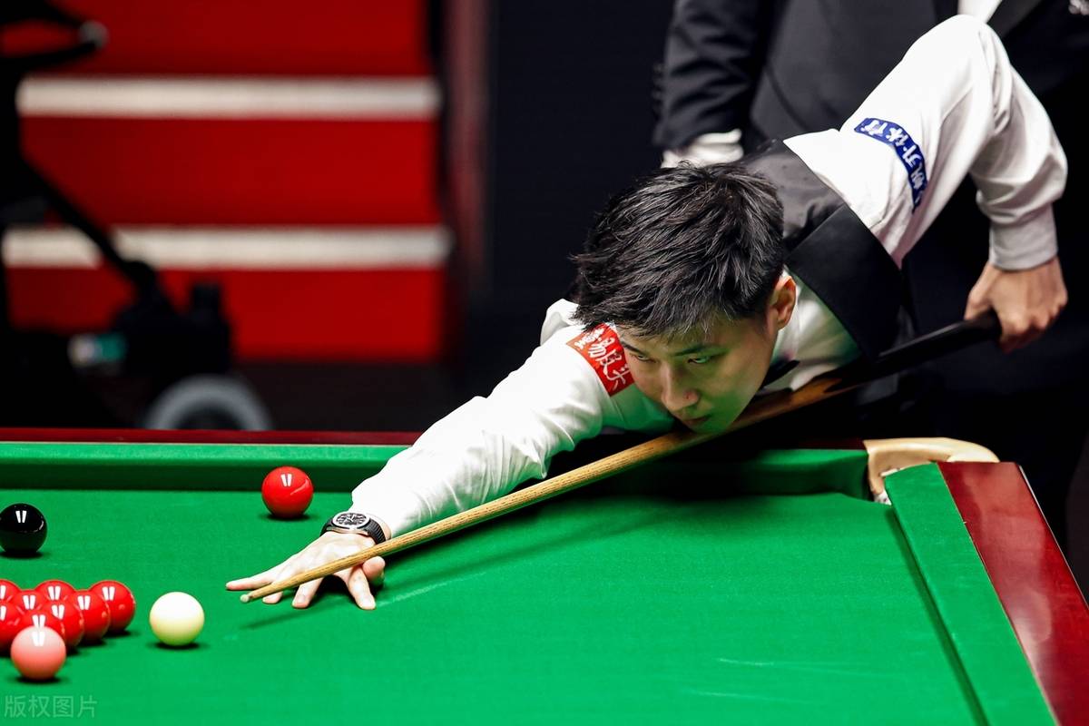 绩以及背后 绩以及背后